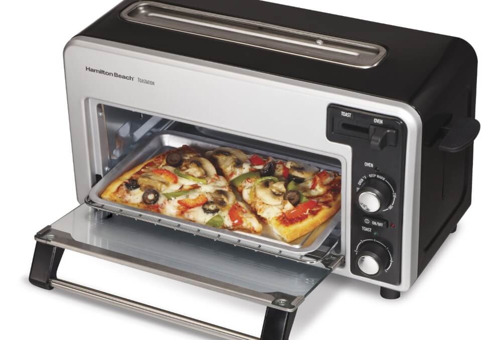 Toaster oven pizza reheating