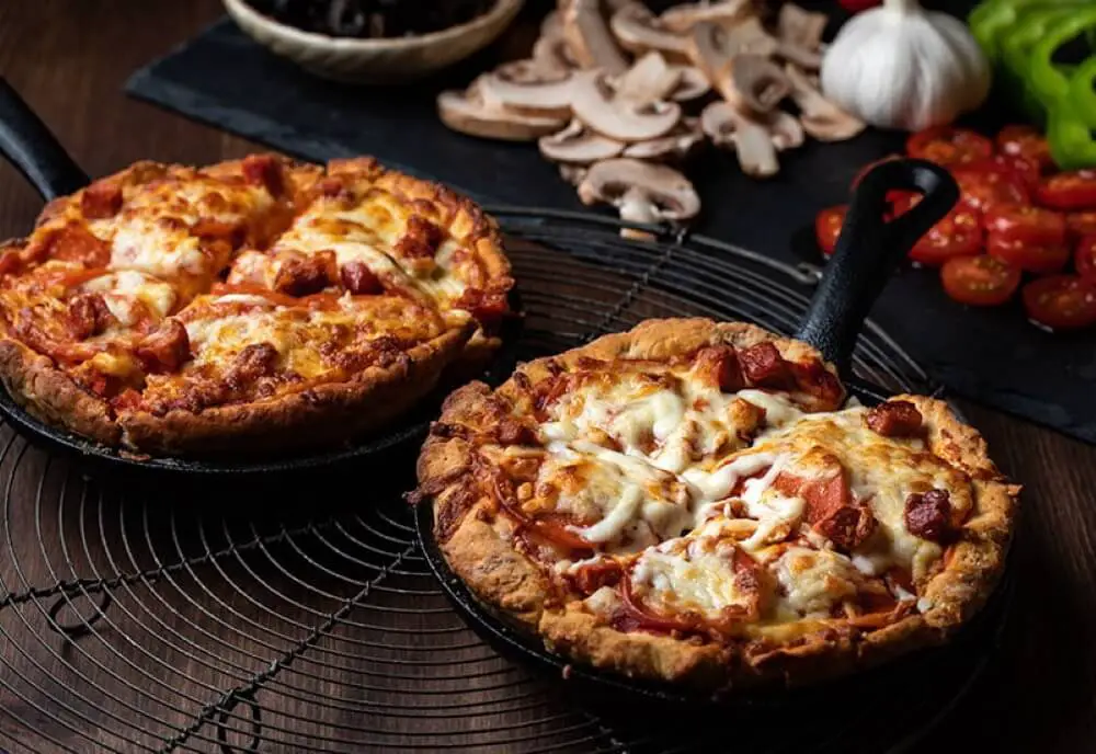 Reheating Deep Dish Pizza on a Pan