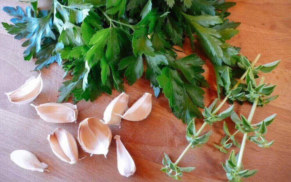 parsley and garlic for butter