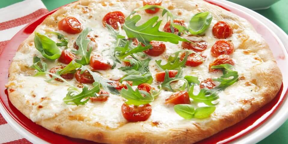 italian thin crust pizza