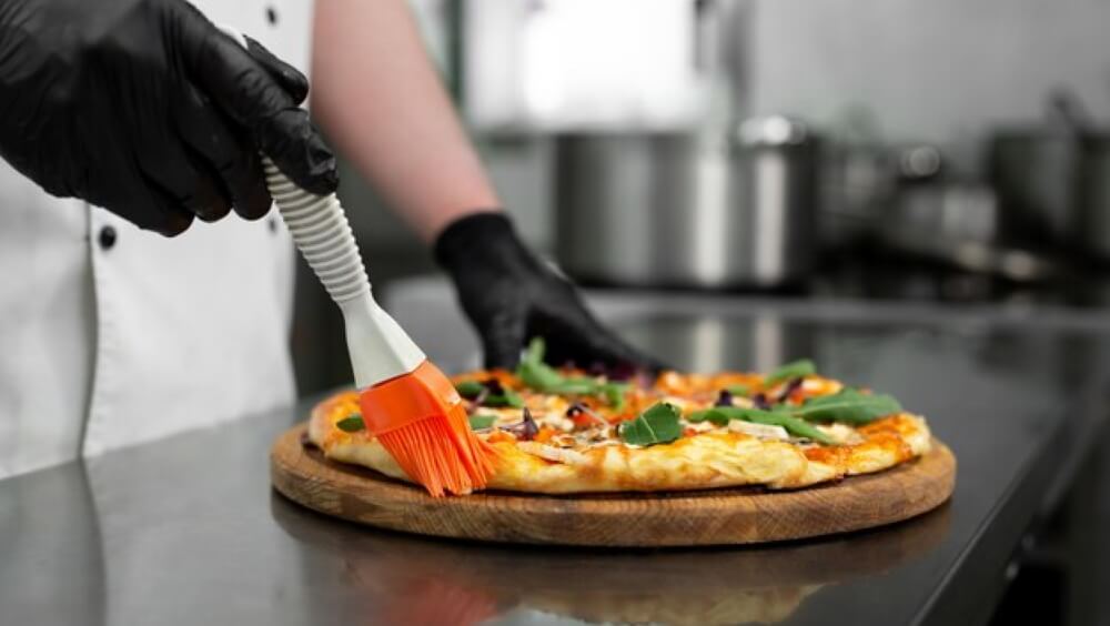 cooking pizza brush