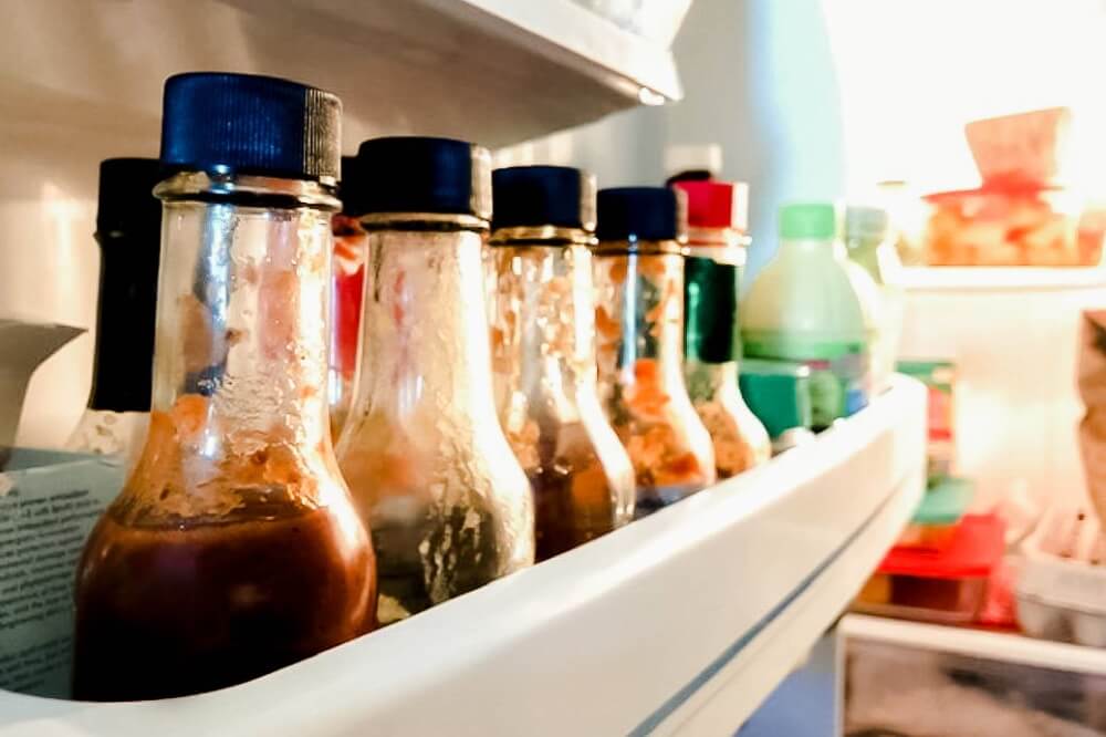 keeping sauce in fridge