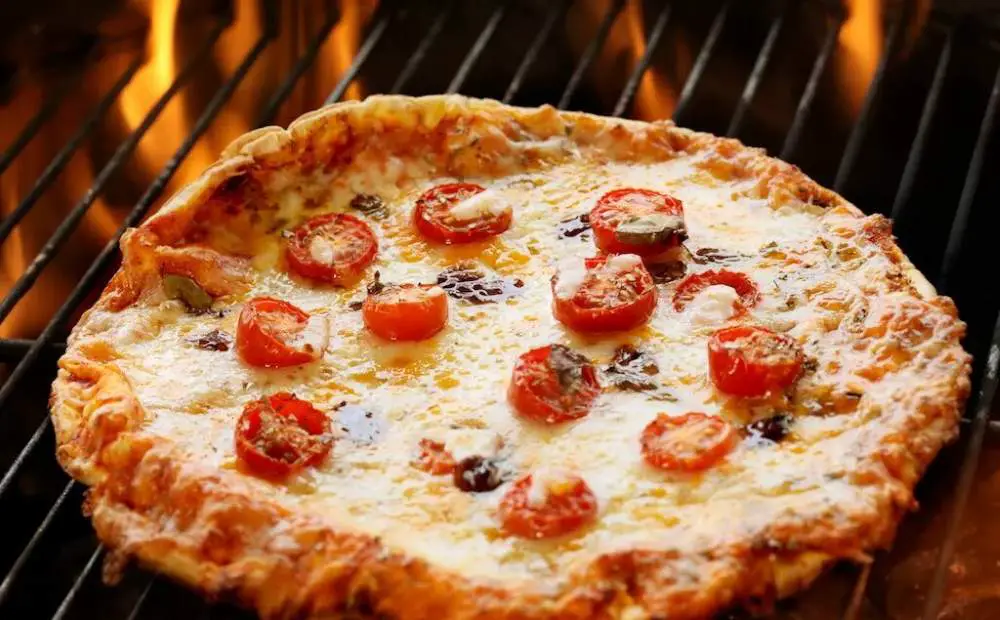 How to Cook Pizza on The Grill Without a Stone: 9-Step Guide