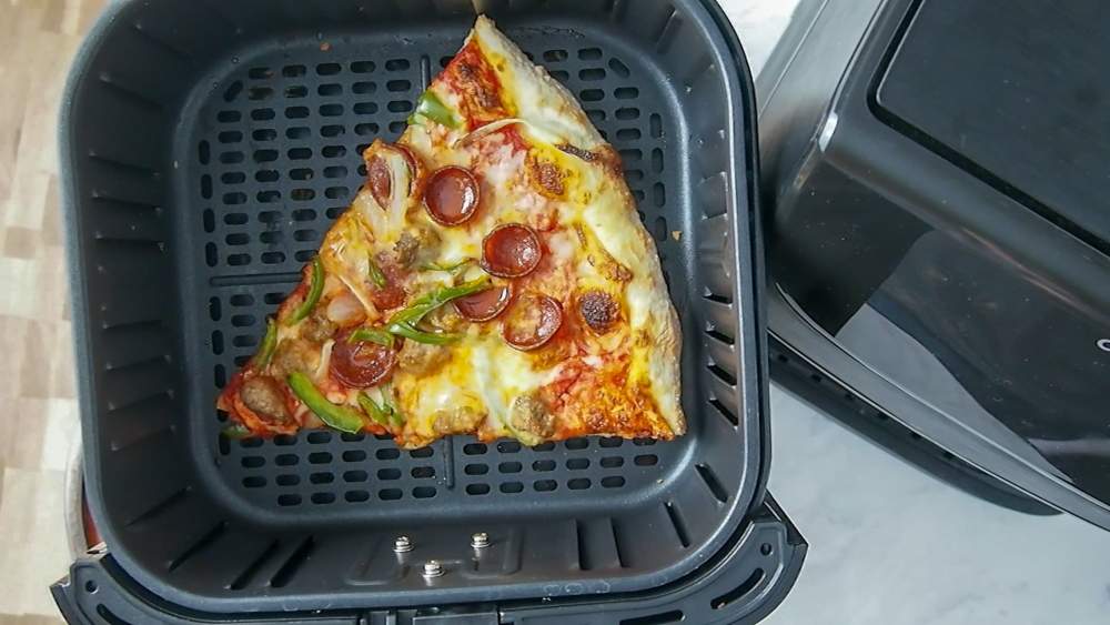 Pizza slice in an air fryer